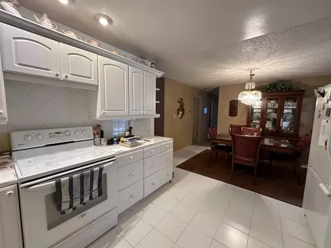 1809 Skylane Way, Modesto, CA 95350 photo 10
