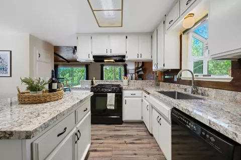 Kitchen - 775 Washington Irving Dr, Colfax, CA 95713 photo 1 of 3