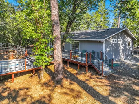 Exterior - 775 Washington Irving Dr, Colfax, CA 95713 photo 3 of 9