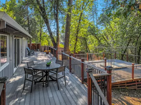 Exterior - 775 Washington Irving Dr, Colfax, CA 95713 photo 2 of 9