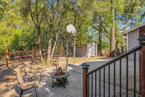 Exterior - 775 Washington Irving Dr, Colfax, CA 95713 photo 7 of 9