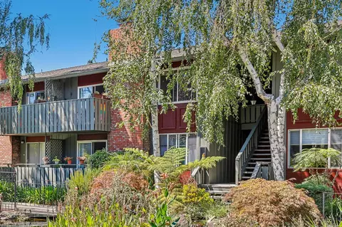 99 E Middlefield Rd #44, Mountain View, CA 94043 photo 2
