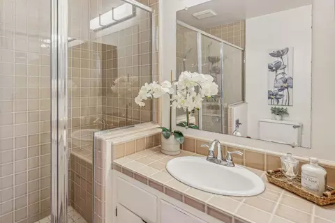 99 E Middlefield Rd #44, Mountain View, CA 94043 photo 14