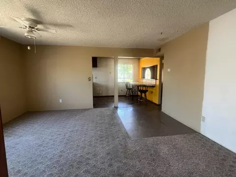 Living - 1817 Glouster Way, Modesto, CA 95350 photo 5 of 9