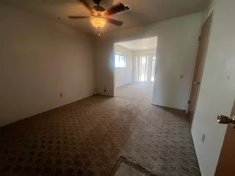 Living - 1817 Glouster Way, Modesto, CA 95350 photo 6 of 9