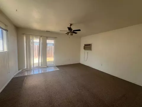 Living - 1817 Glouster Way, Modesto, CA 95350 photo 7 of 9
