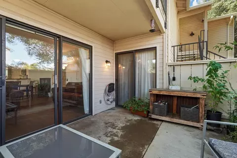 Exterior - 2401 Eilers Ln #501, Lodi, CA 95242 photo 5 of 8