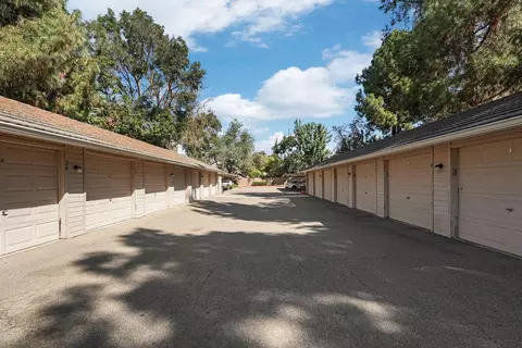 Exterior - 2401 Eilers Ln #501, Lodi, CA 95242 photo 7 of 8