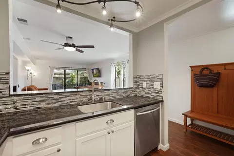 Kitchen - 2401 Eilers Ln #501, Lodi, CA 95242 photo 6 of 6