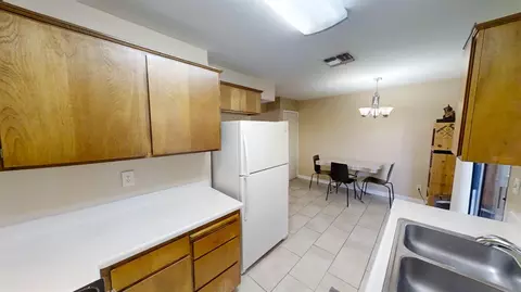 Kitchen - 5900 Grant Ave #103, Carmichael, CA 95608 photo 6 of 7