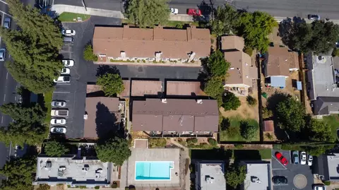 View/Area - 5900 Grant Ave #103, Carmichael, CA 95608 photo 8 of 10
