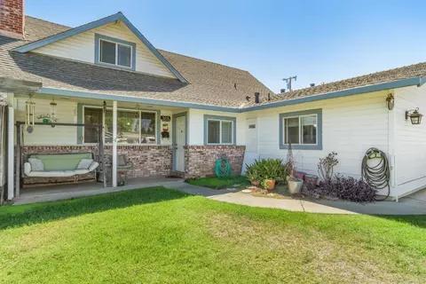 308 Peach Pl, Winters, CA 95694 photo 2