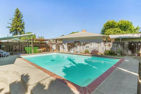 308 Peach Pl, Winters, CA 95694 photo 3