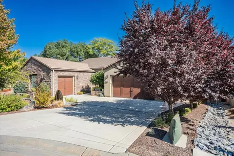 Exterior - 3530 Serramont Ct, Carmichael, CA 95608 photo 25 of 30