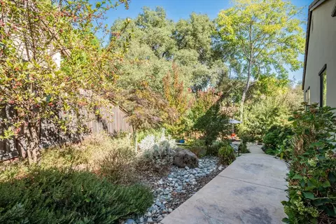 Exterior - 3530 Serramont Ct, Carmichael, CA 95608 photo 16 of 30