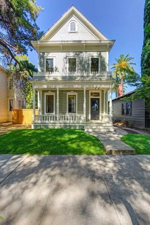 2307 L St, Sacramento, CA 95816