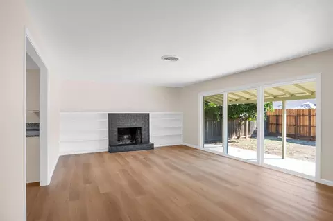 1112 El Vecino Ave, Modesto, CA 95350 photo 9
