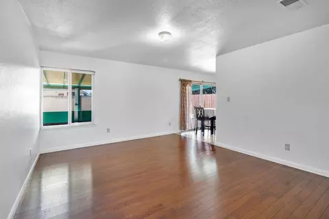 Living - 1024 Petaluma Dr, Modesto, CA 95351 photo 2 of 2