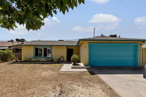 1024 Petaluma Dr, Modesto, CA 95351 photo 1