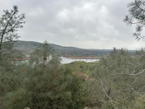 9145 Hunters Valley Rd, La Grange, CA 95329