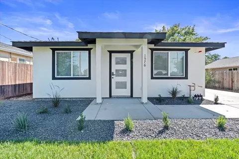 1576 2nd Ave, Olivehurst, CA 95961 photo 1