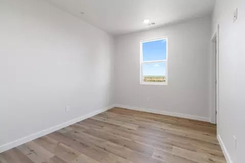 Bedroom - 494 Cody Ave, Planada, CA 95365 photo 4 of 5