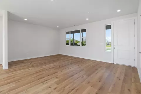 Living - 494 Cody Ave, Planada, CA 95365 photo 4 of 4