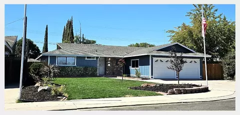 1901 Vaughn St, Ceres, CA 95307 photo 2