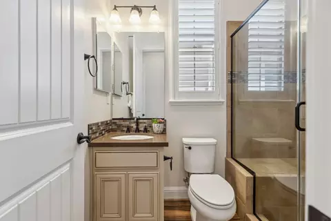 Bath - 2811 Whispering Creek Loop, Rocklin, CA 95765 photo 7 of 8