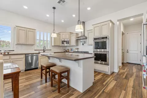 Kitchen - 2811 Whispering Creek Loop, Rocklin, CA 95765 photo 6 of 6