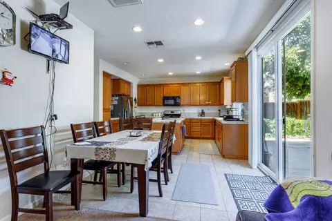 3781 Armando Ct, Ceres, CA 95307 photo 9