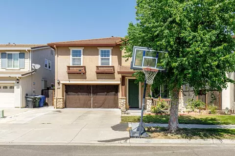 3781 Armando Ct, Ceres, CA 95307 photo 2