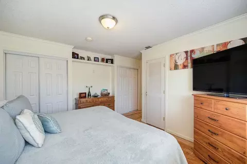 Bedroom - 3641 Walnut Ave, Carmichael, CA 95608 photo 3 of 7