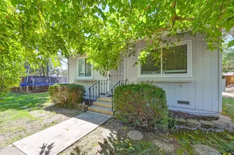 Exterior - 3641 Walnut Ave, Carmichael, CA 95608 photo 16 of 22