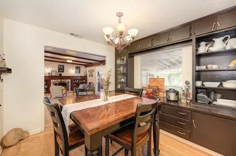Dining - 3641 Walnut Ave, Carmichael, CA 95608 photo 4 of 4