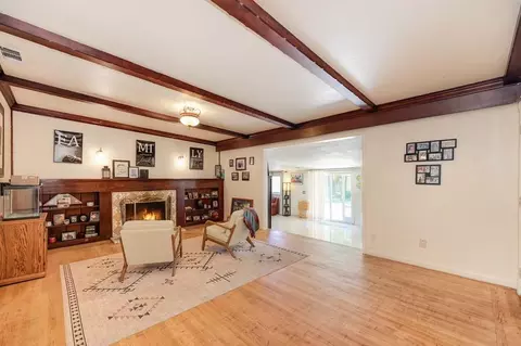 Living - 3641 Walnut Ave, Carmichael, CA 95608 photo 3 of 12