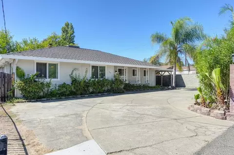 Exterior - 3641 Walnut Ave, Carmichael, CA 95608 photo 2 of 22