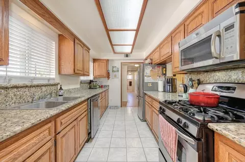 Kitchen - 3641 Walnut Ave, Carmichael, CA 95608 photo 2 of 8