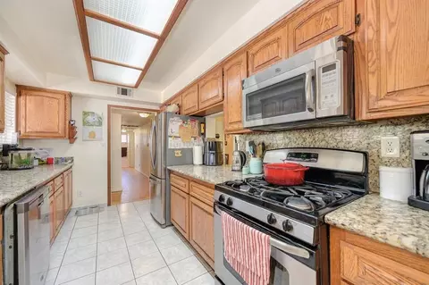 Kitchen - 3641 Walnut Ave, Carmichael, CA 95608 photo 4 of 8