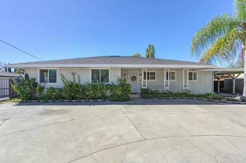 Exterior - 3641 Walnut Ave, Carmichael, CA 95608 photo 3 of 22