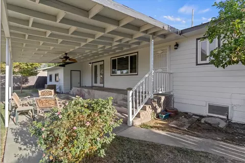 1983 17th St, Olivehurst, CA 95961 photo 26