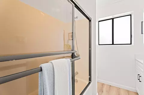 Bath - 3620 Longview Rd, Antioch, CA 94509 photo 4 of 7