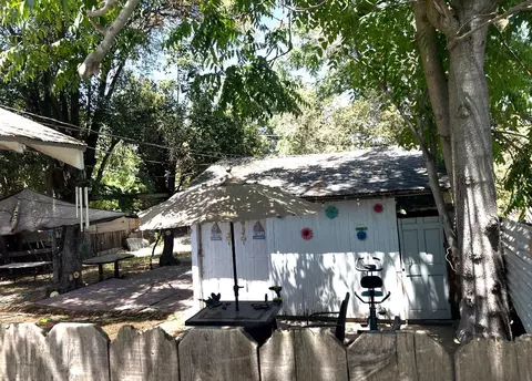 1035 W 18th St, Merced, CA 95340 photo 4
