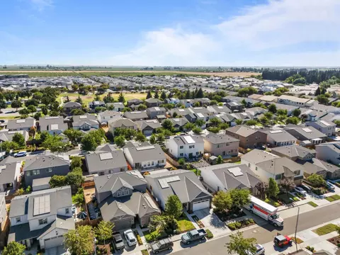 3760 Magellan, Merced, CA 95340 photo 49