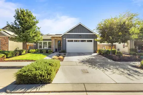 3760 Magellan, Merced, CA 95340 photo 1
