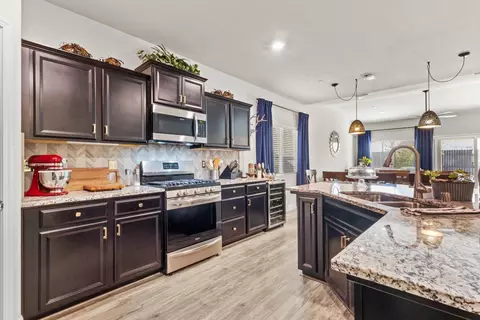 3760 Magellan, Merced, CA 95340 photo 10