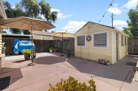 Exterior - 490 West Ave, Gustine, CA 95322 photo 8 of 12
