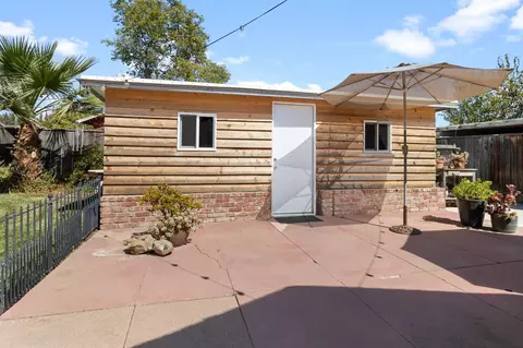 Exterior - 490 West Ave, Gustine, CA 95322 photo 4 of 12