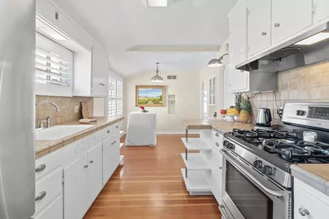 Kitchen - 490 West Ave, Gustine, CA 95322 photo 4 of 5