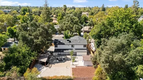 View/Area - 2526 Gunn Rd, Carmichael, CA 95608 photo 2 of 7